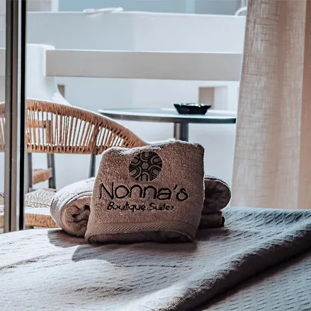 Nonna's
